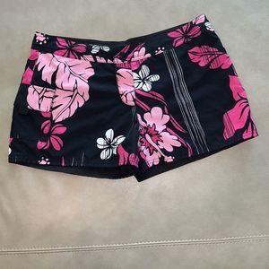 Reversible Board Shorts Size M